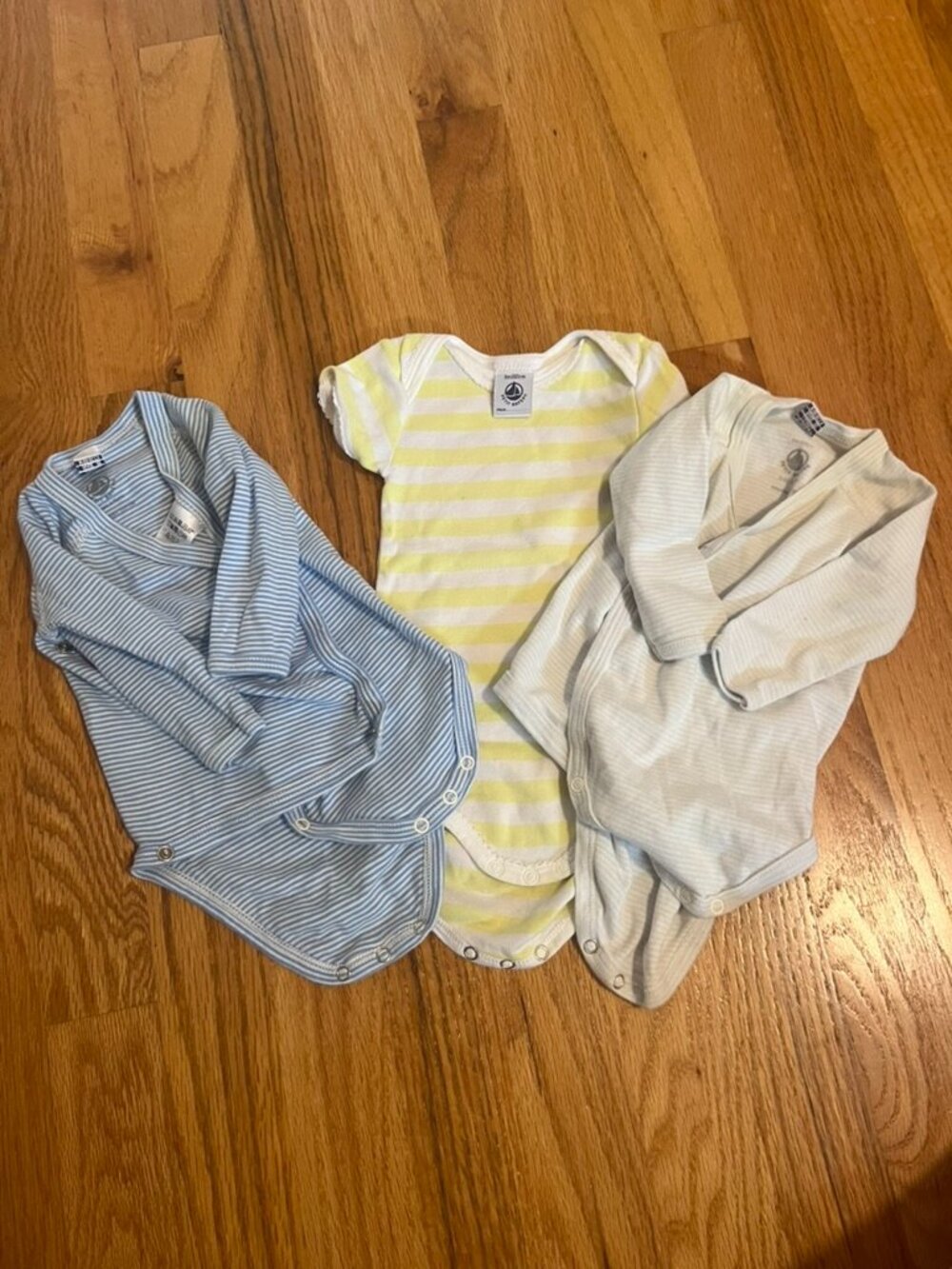 Petit Bateau bodysuits 3 month x3 2 long sleeve, 1 short sleeve 3 month